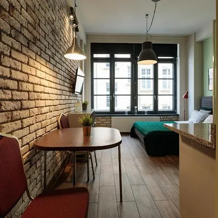 아파트 Close-golden - Cozy Studio - Main Rail Station&k24 브로츠와프